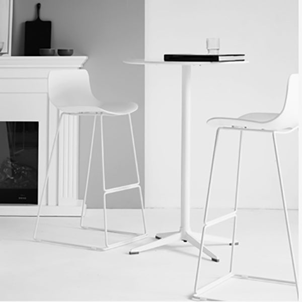 Scandinavian Pp Plastic Bar Stool Armless Stool with Steel Frame
