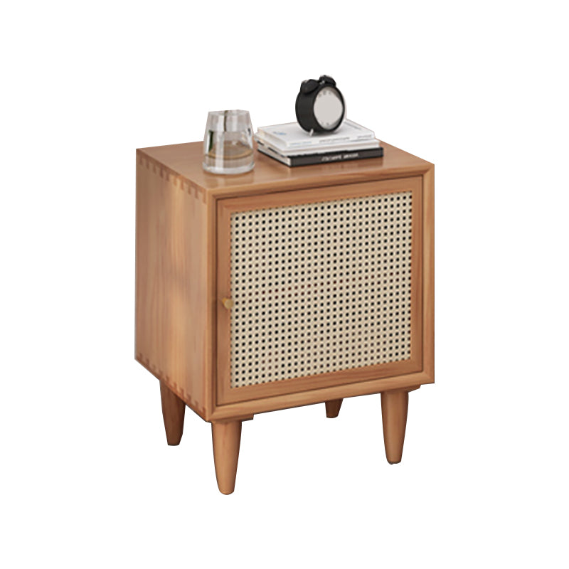 Rattan -Bett Nachttisch moderner minimalistischer Nachttisch mit Beinen