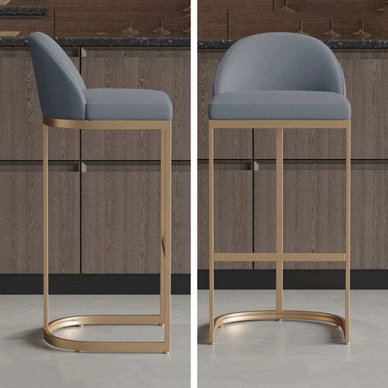 Glam Style 1/2/5 Pieces Bar Table Set Rectangle Bar Table with Metal High Stools for Home Clearhalo 'Bar Furniture' 'furn' 'furn_home_bar_bar_sets' 'Furniture' 'Home Bars & Bar Sets' 'home_bar_bar_sets' 'Kitchen & Dining Furniture' 5927584