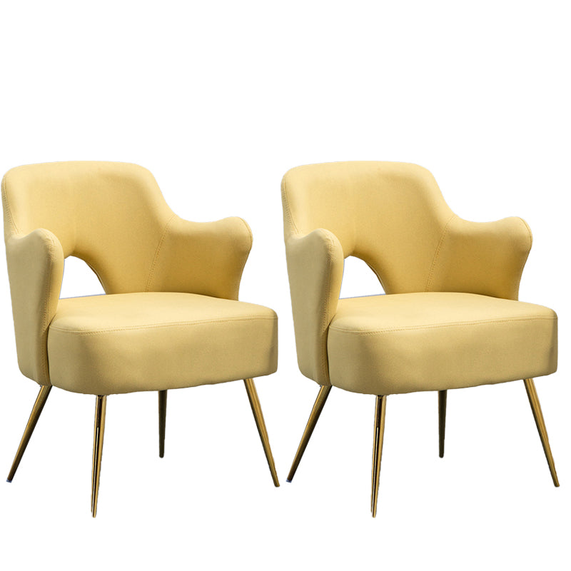 Bracci in tessuto nordico incluso con gambe Goldtone fissata a poltrona accento