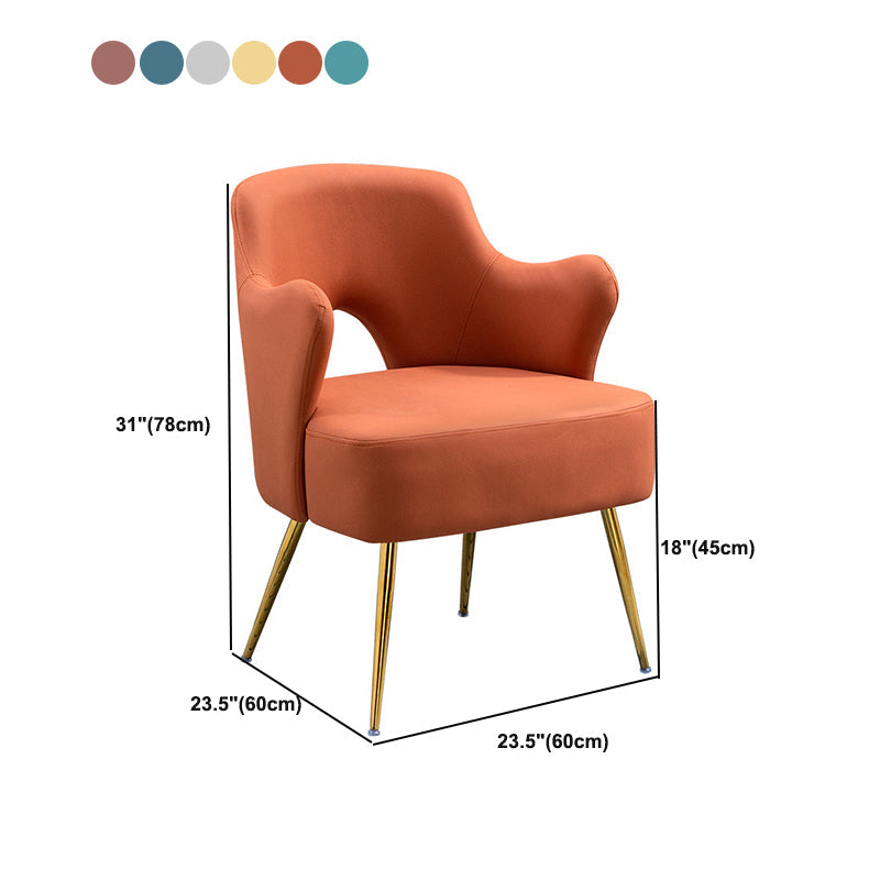 Bracci in tessuto nordico incluso con gambe Goldtone fissata a poltrona accento