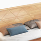 Letto scandinavo largo 84,65 pollici con testiera in legno naturale con testiera