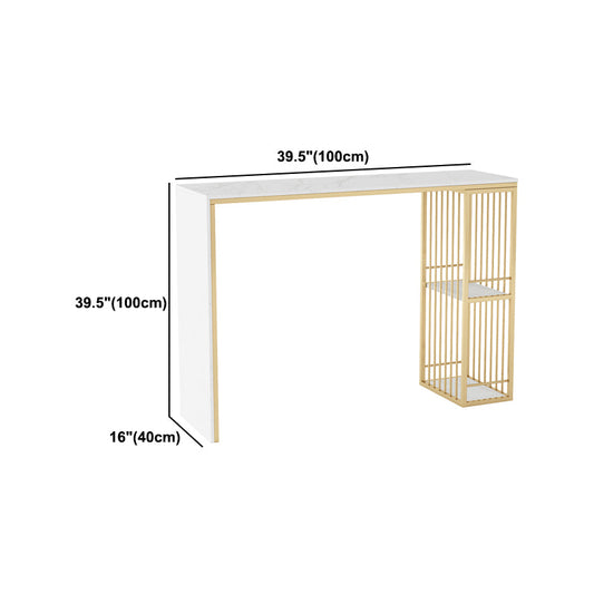 Tavolo da bar in stile glam in finta tavolo da pranzo in marmo con scaffale