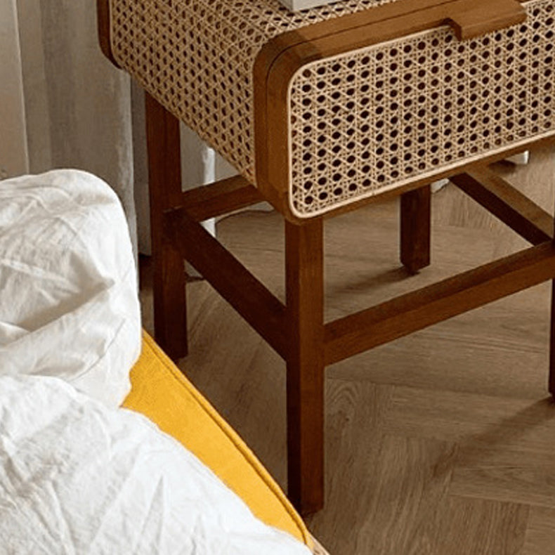 Nightand de table à accent contemporain 23,62 "Table table de chevet de lit avec armoire