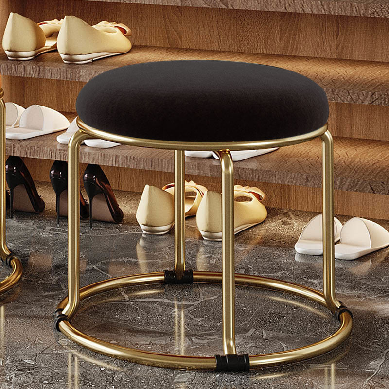 Standard Glam Round Ottoman Velvet Tear Resistant Indoor Pure Color Ottoman Black 1 Piece Clearhalo 'furn' 'furn_ottomans_poufs' 'Furniture' 'Living Room Furniture' 'Ottomans & Poufs' 'ottomans_poufs' 5943029