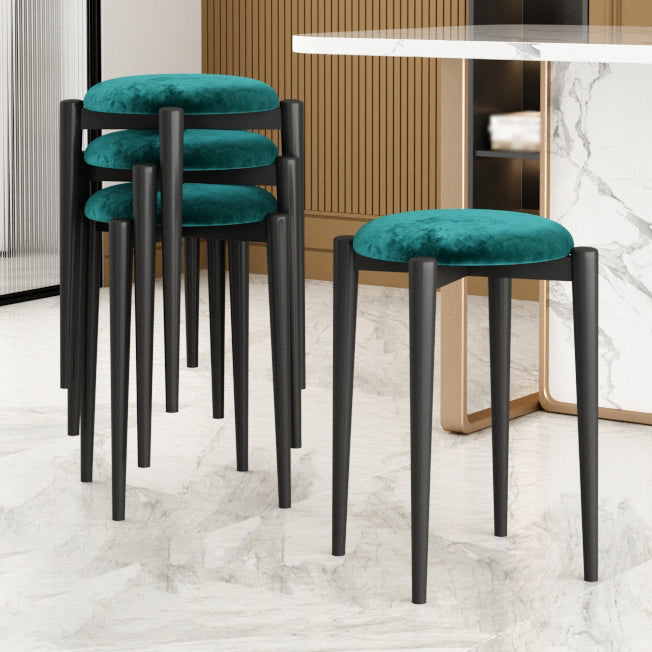 Modern Tear Resistant Pouf Circle Shape Dark Green Velvet Ottoman Army Green 4 Piece Set Clearhalo 'furn' 'furn_ottomans_poufs' 'Furniture' 'Living Room Furniture' 'Ottomans & Poufs' 'ottomans_poufs' 5944701