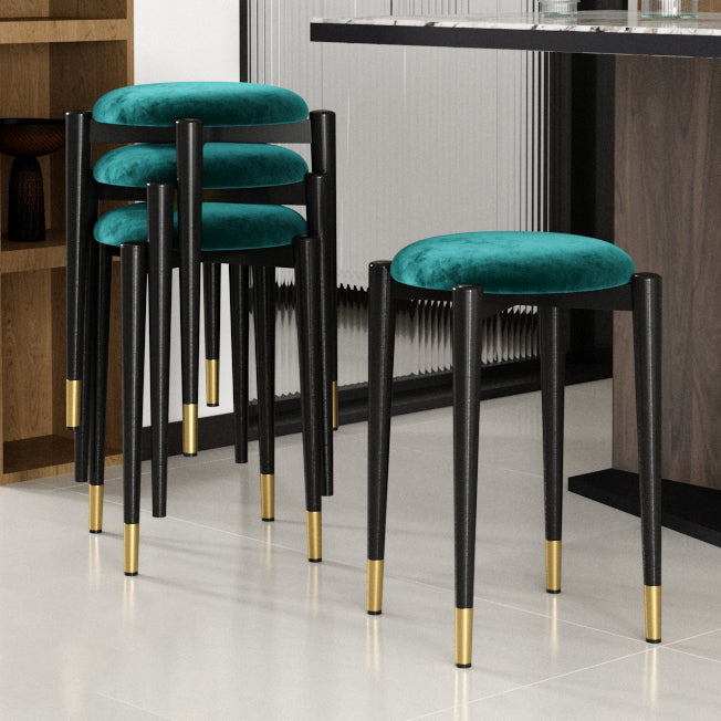 Modern Tear Resistant Pouf Circle Shape Dark Green Velvet Ottoman Dark Army Green 4 Piece Set Clearhalo 'furn' 'furn_ottomans_poufs' 'Furniture' 'Living Room Furniture' 'Ottomans & Poufs' 'ottomans_poufs' 5944705