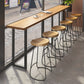 Set da pub moderno per interni, tavolo da bar e sgabelli da 1/7 pezzi con piano in legno massello