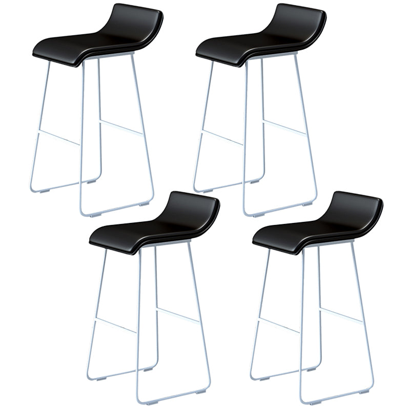 Industrial Armless Counter Stool Solid Wave Seat Bar Chair with Metal Legs White-Black 4 Piece Set Clearhalo 'Bar Furniture' 'Bar Stools' 'bar_stools' 'furn' 'furn_bar_stools' 'Furniture' 'Kitchen & Dining Furniture' 5946498