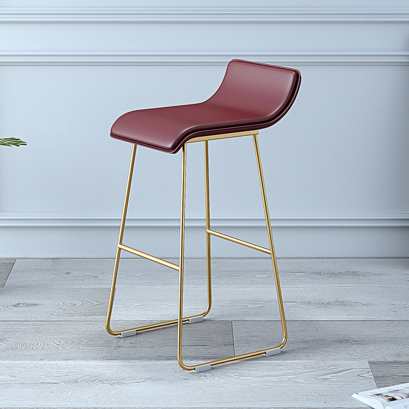 Industrial Armless Counter Stool Solid Wave Seat Bar Chair with Metal Legs Gold-Brown 1 Piece Clearhalo 'Bar Furniture' 'Bar Stools' 'bar_stools' 'furn' 'furn_bar_stools' 'Furniture' 'Kitchen & Dining Furniture' 5946521