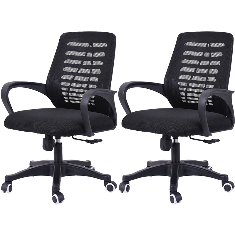 Silla deslizante moderna y contemporánea Silla de microfibra negra con respaldo medio