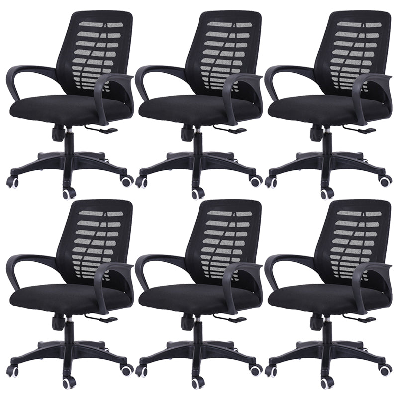 Silla deslizante moderna y contemporánea Silla de microfibra negra con respaldo medio