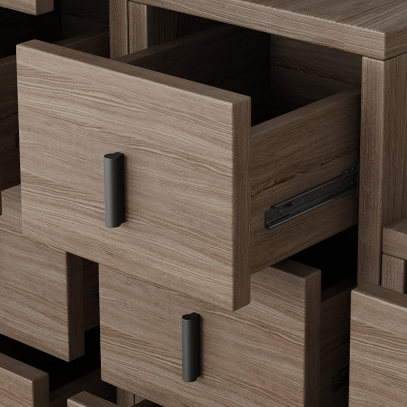 Hedendaagse verticale opslagkist in de borst slaapkamer in bruin met laden