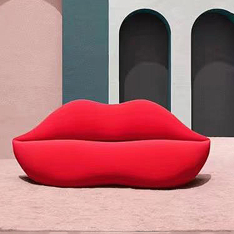 Soft de déclaration modernisme canapé stationnaire sur le thème des lèvres en rouge / or