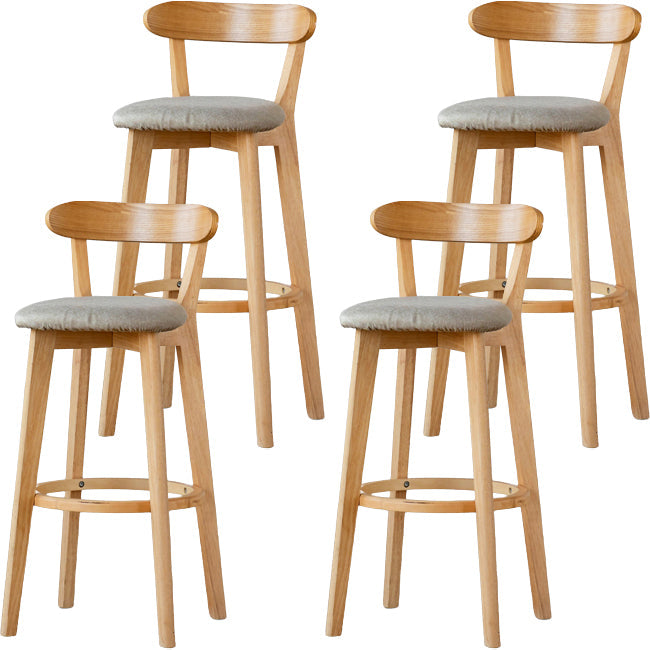 Sgabello di sedile rettangolo imbottito in tessuto in legno scandinavo in legno in finitura opaca