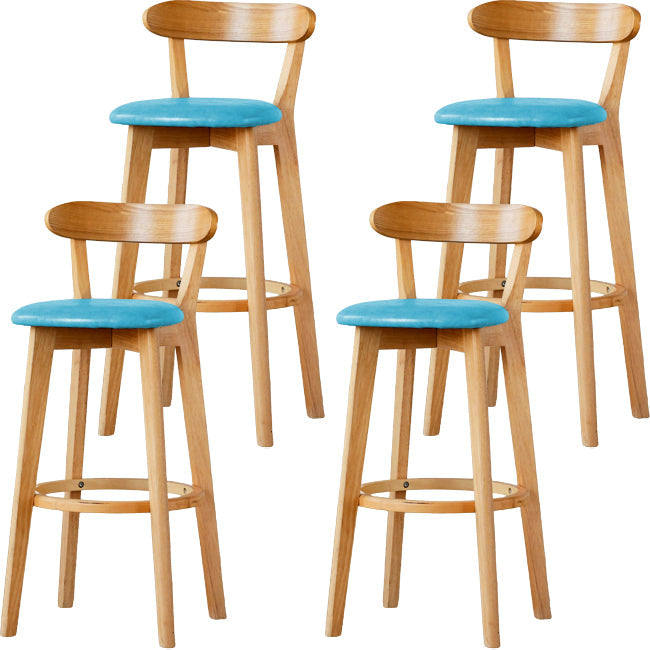 Sgabello di sedile rettangolo imbottito in tessuto in legno scandinavo in legno in finitura opaca