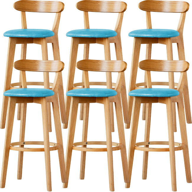 Sgabello di sedile rettangolo imbottito in tessuto in legno scandinavo in legno in finitura opaca