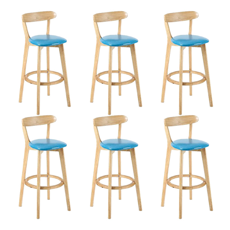 Sgabello in legno scandinavo in legno rettangolo di sedile sgabello in finitura opaca