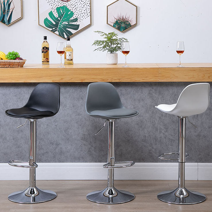 コンテンポラリーメタリーバースツールローバックフェイクレザークッションフットレストスツール