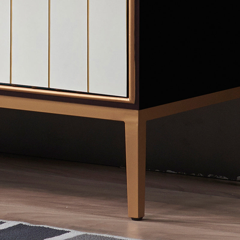 Table du buffet de buffet en bois Table du buffet de style glam pour le salon