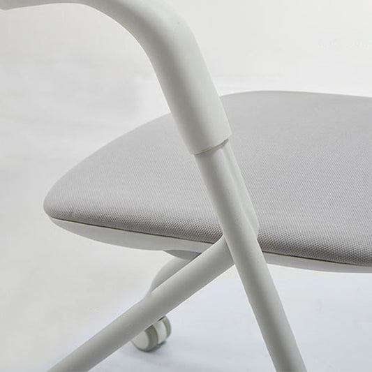 現代的な固定腕のスイベルチェアグレークッションカンファレンスチェア