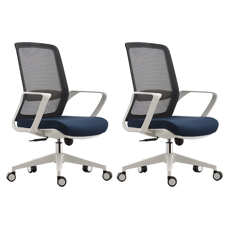 Silla de brazo contemporánea Ruedas de brazos fijos Altura de asiento Ajustable Silla de oficina