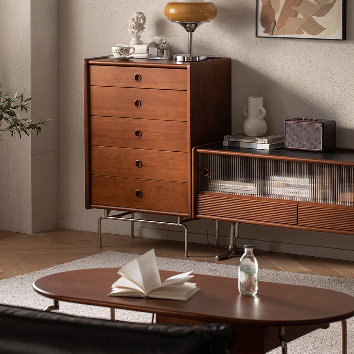 Coffre d'accent carré de poitrine moderne et contemporain en finition antique