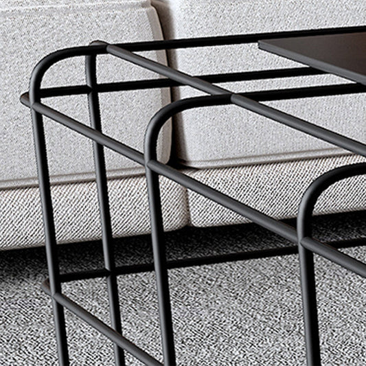 Tavolino moderno moderno di metà secolo con top di ferro e base