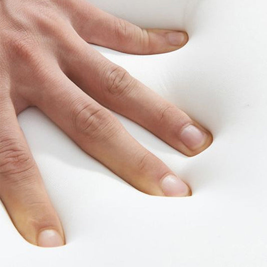 Stoffsofa in Blau mit engen Rücken für Wohnzimmer, Wohnung