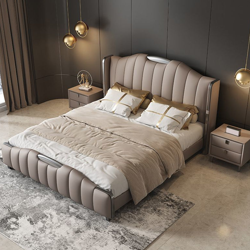 Glam Pine Wood avec tête de lit le matelas en panneau de camelback inclus Cadre de lit