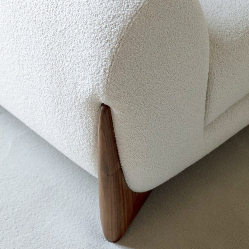 Weißer Smoking -Arm -Sofa modern 27,16 "hohes Sofa mit Holzakzenten