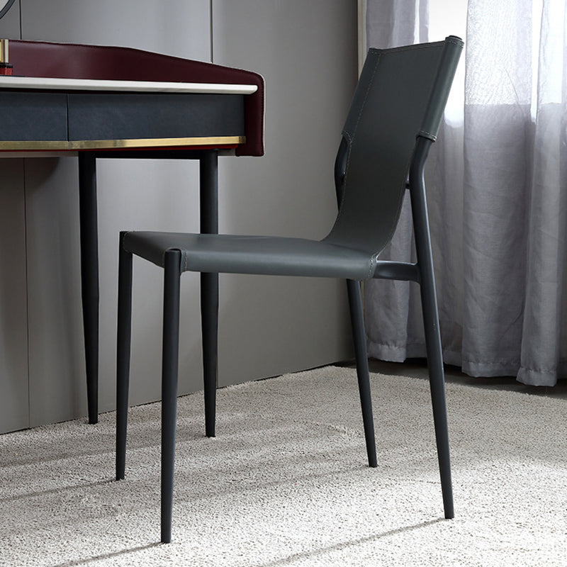 Conjunto de mesa de maquillaje de tocador de piedra simple contemporánea con espejo y taburetes