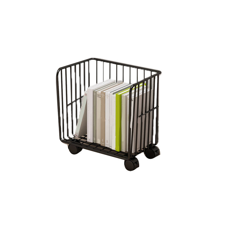 コンテンポラリーメタルシェルフの本棚は、垂直の本棚を閉じました