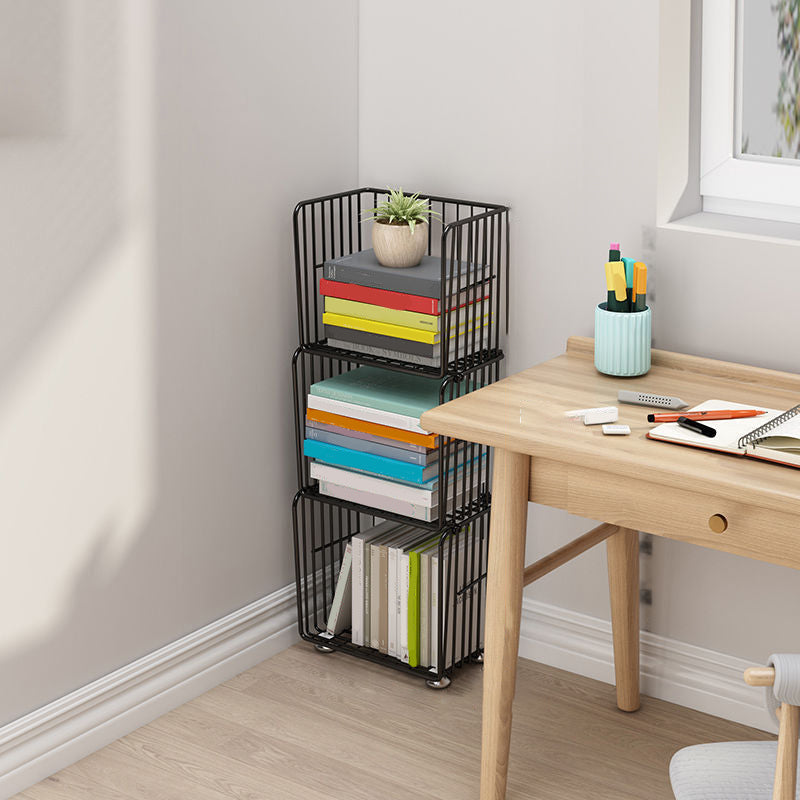 コンテンポラリーメタルシェルフの本棚は、垂直の本棚を閉じました