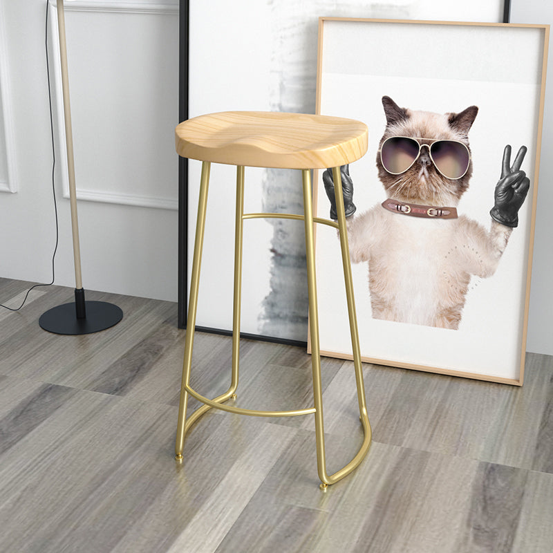 ソリッドウッドバックレスバーチェアインダストリアルアームレスメタルレッグバースツール