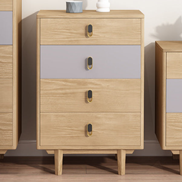 Coffre en bois moderne avec des jambes droites et des tiroirs accent coffre