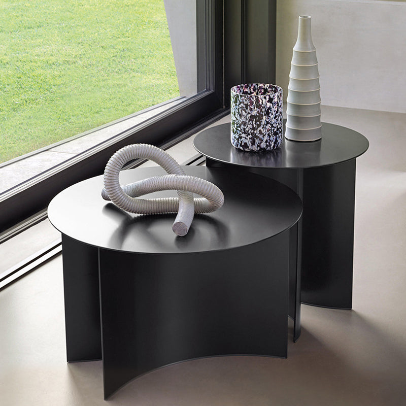 Mid-Century Modern Iron Coffee Table Black Round Cocktail Table Clearhalo 'Coffee & Accent Tables' 'Coffee Tables' 'coffee_tables' 'furn' 'furn_coffee_tables' 'Furniture' 'Living Room Furniture' 5995305