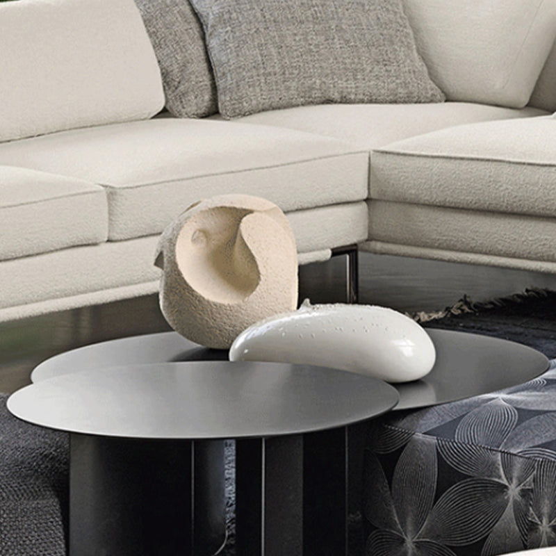 Mid-Century Modern Iron Coffee Table Black Round Cocktail Table Clearhalo 'Coffee & Accent Tables' 'Coffee Tables' 'coffee_tables' 'furn' 'furn_coffee_tables' 'Furniture' 'Living Room Furniture' 5995310