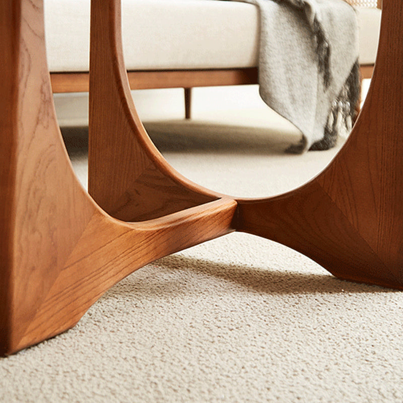 Tavolino da cocktail al caffè con le gambe incrociate con tavolino contemporaneo