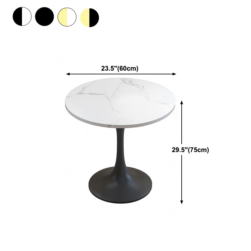Traditionele luxe eettafel Stenen eettafel met metalen onderstel