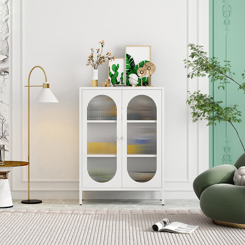 31,5 "L serveur de style glam avec les jambes métalliques du buffet finition métallique avec portes en verre