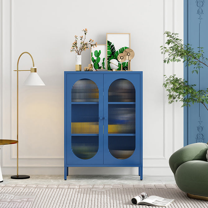 31,5 "L serveur de style glam avec les jambes métalliques du buffet finition métallique avec portes en verre