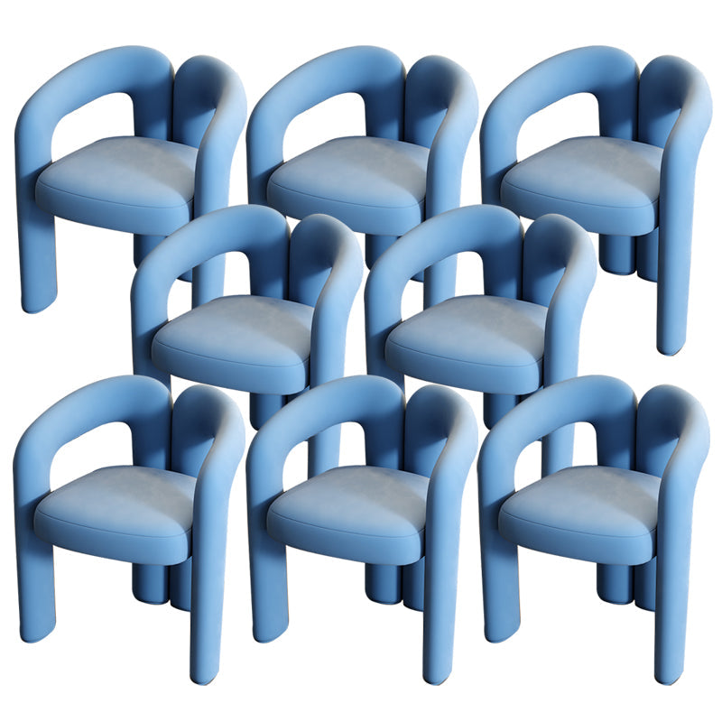 モダンなスタイルの布張りダイニングチェアオープンバックダイニングアームチェア