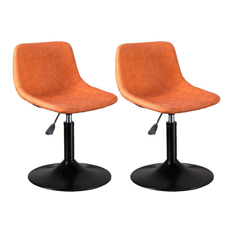 Hedendaagse metalen barkrukkenleren aanrecht ontlasting met zwarte basis voor thuis