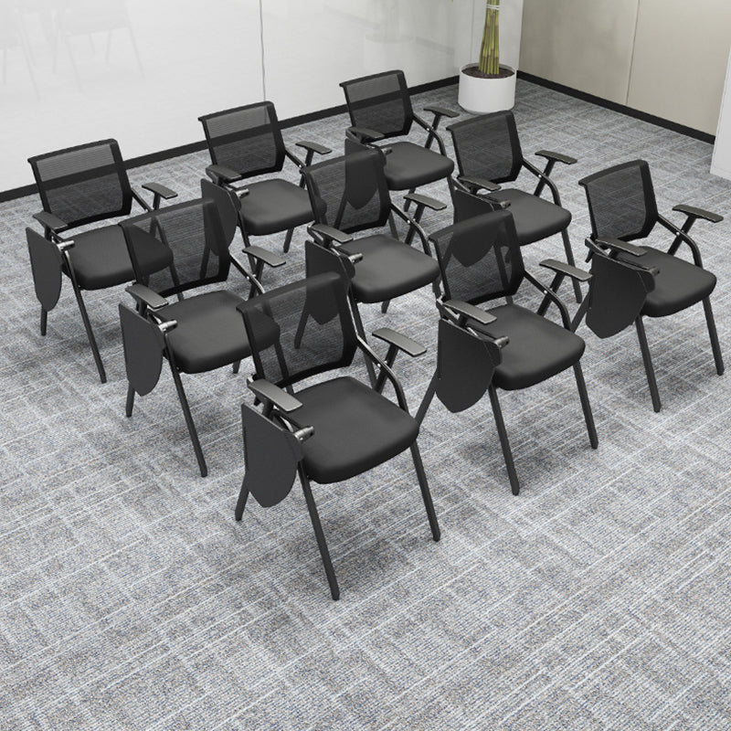 Chaise de bureau contemporaine noire à bras fixes et dossier moyen