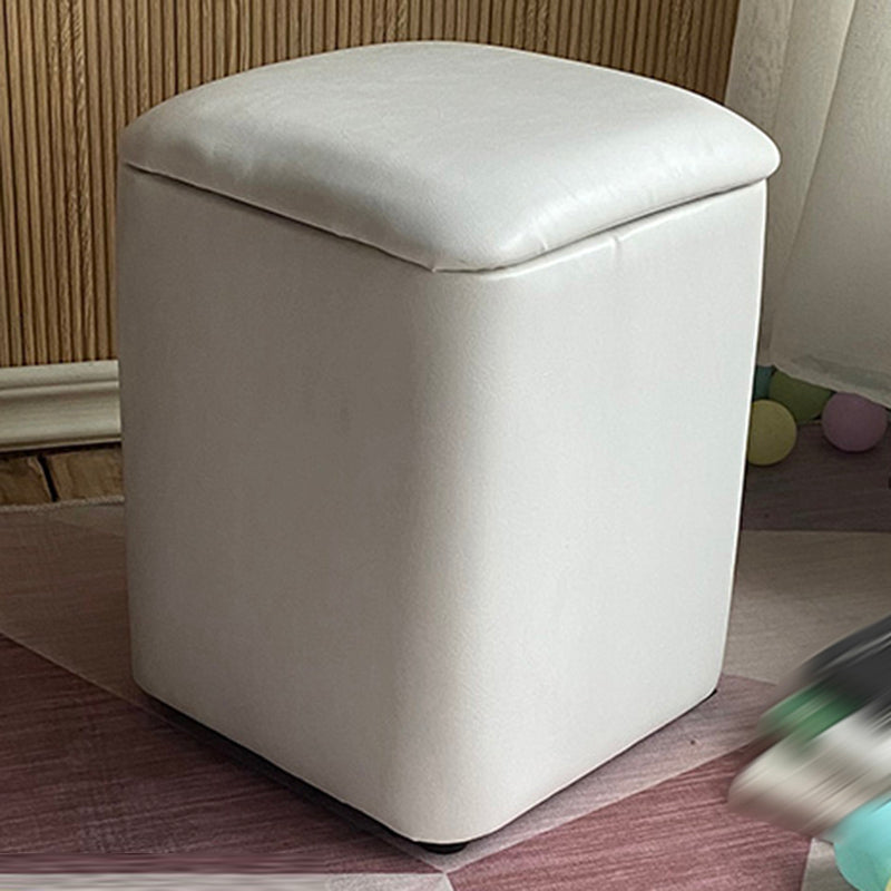 Ottomano solido moderno moderno resistente al pouf in pelle finta con deposito