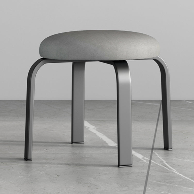 Fabric Round Water Resistant Ottoman Modern Solid Color Metal Frame Ottoman Light Gray 1 Piece Black Clearhalo 'furn' 'furn_ottomans_poufs' 'Furniture' 'Living Room Furniture' 'Ottomans & Poufs' 'ottomans_poufs' 6009293