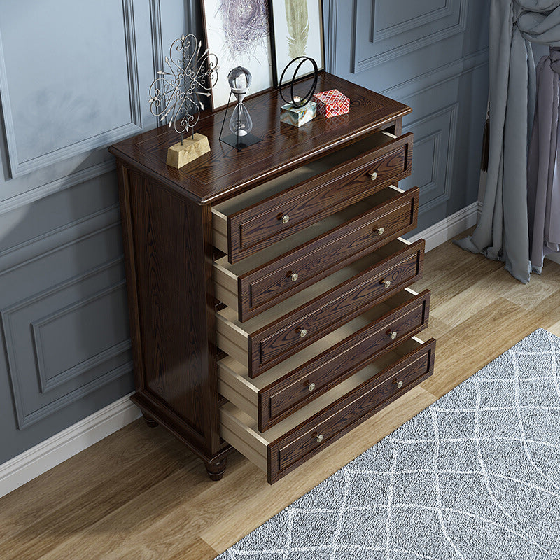 Coffre d'accent contemporain avec 5 tiroirs et pieds de chignon en bois massif