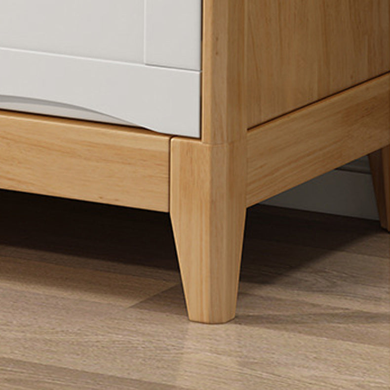 Accento di legno della metà del secolo con porte e 4 cassetti