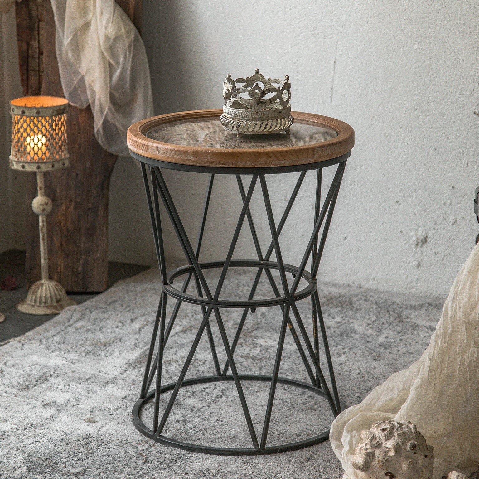 Frame French Country Round Coffee Table Distressed Wood Cocktail Table 18"L x 18"W x 24"H Black Clearhalo 'Coffee & Accent Tables' 'Coffee Tables' 'coffee_tables' 'furn' 'furn_coffee_tables' 'Furniture' 'Living Room Furniture' 6013943